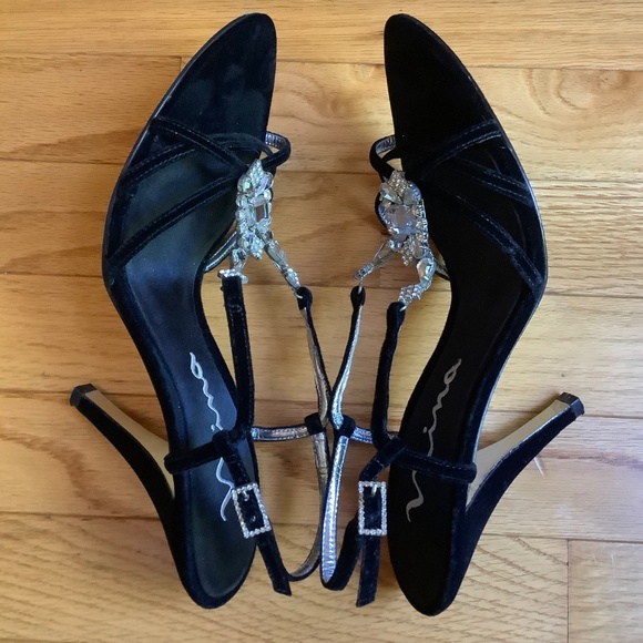 Nina Marmar Black Velvet Rhinestone High Heel Sandals SZ 39 - Picture 11 of 16